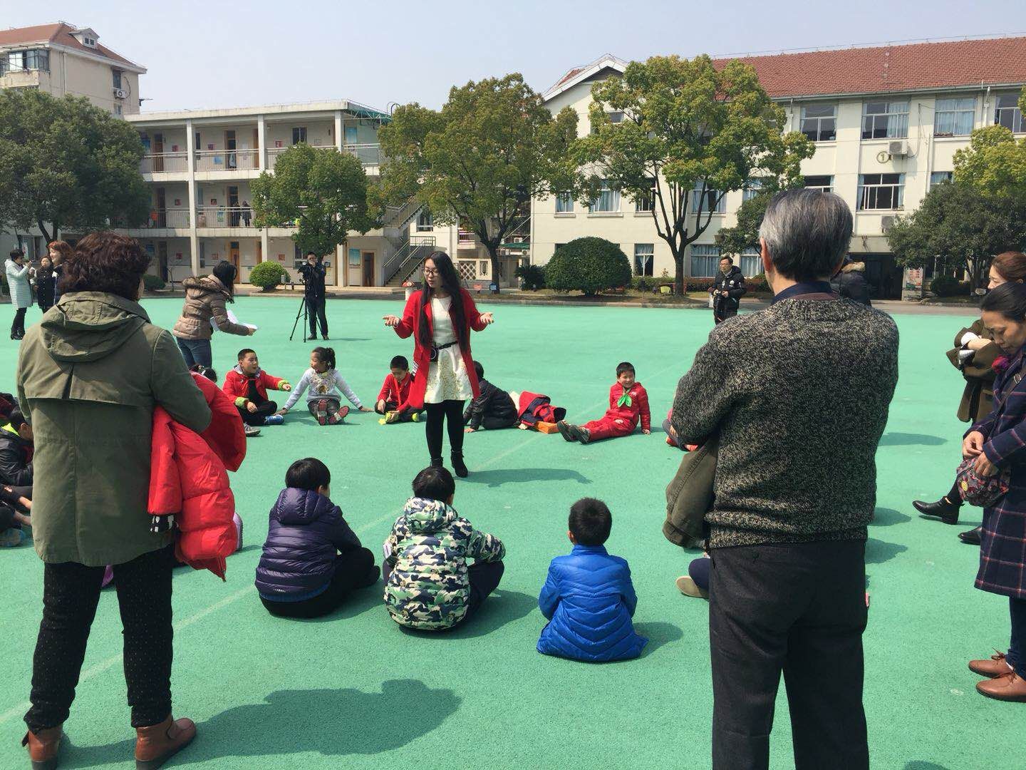 心灵花园应邀为水丰路小学开展心理周活动